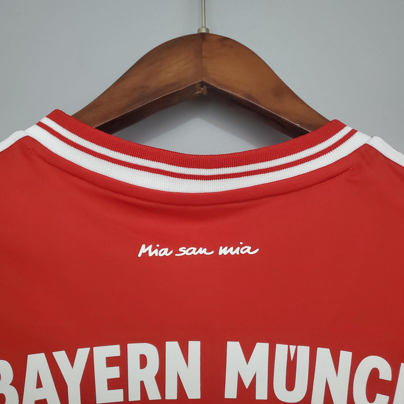 Camisa Retrô Bayern de Munique 2013/14 Home Champions League Edition