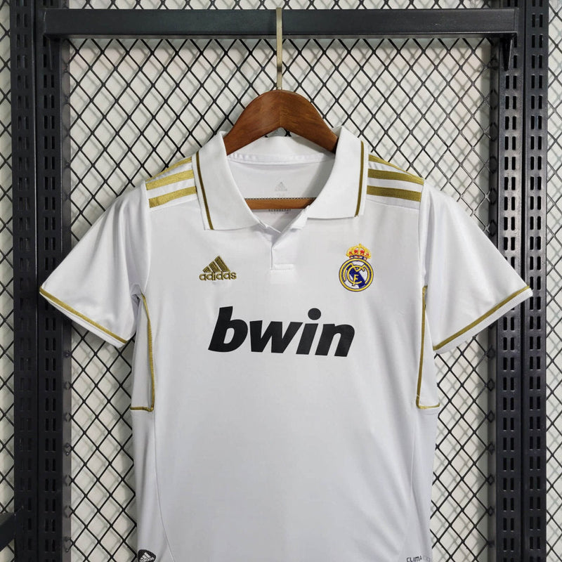 Conjunto Infantil Real Madrid Retrô 2011/12 - Unissex