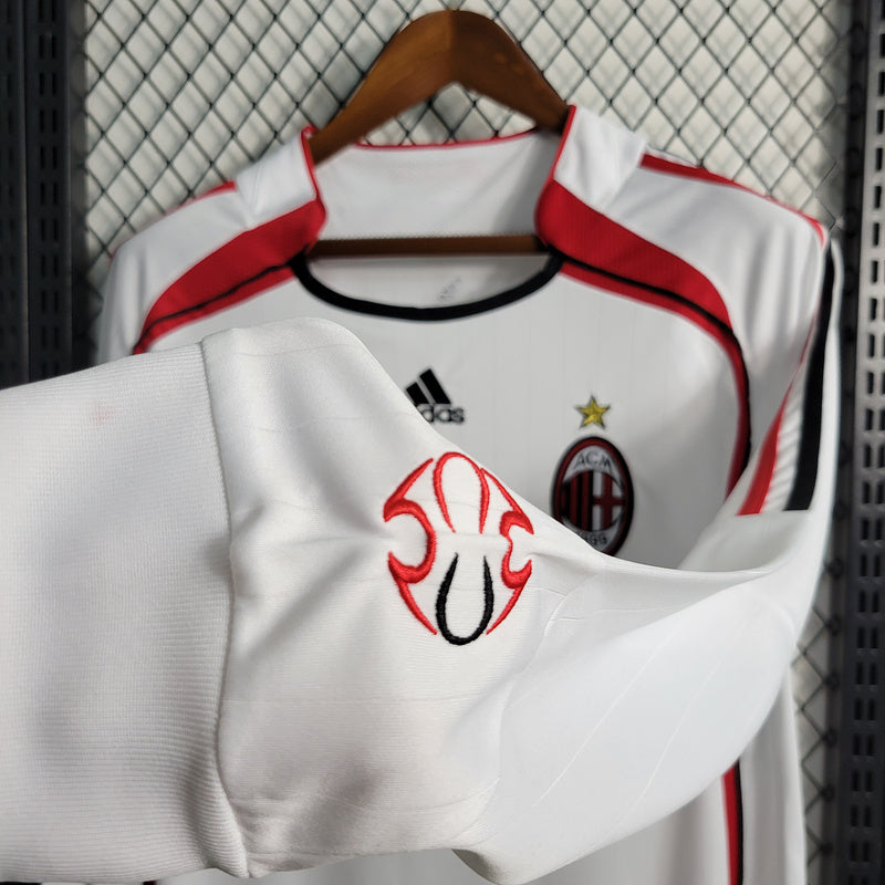 CAMISA RETRÔ MILAN 2006/07 MANGA LONGA